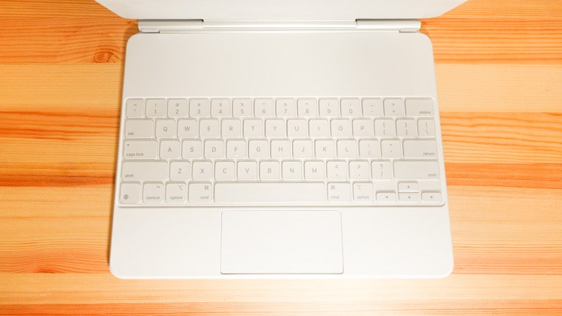 Digi-TatooのiPad Pro用Magic Keyboardのカバー取り付け