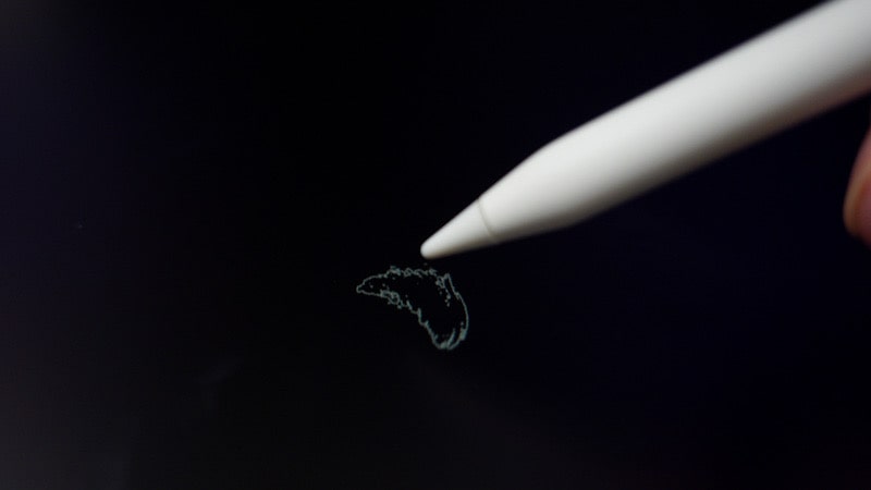 Apple Pencilによるポイントの機能でブラシを表示